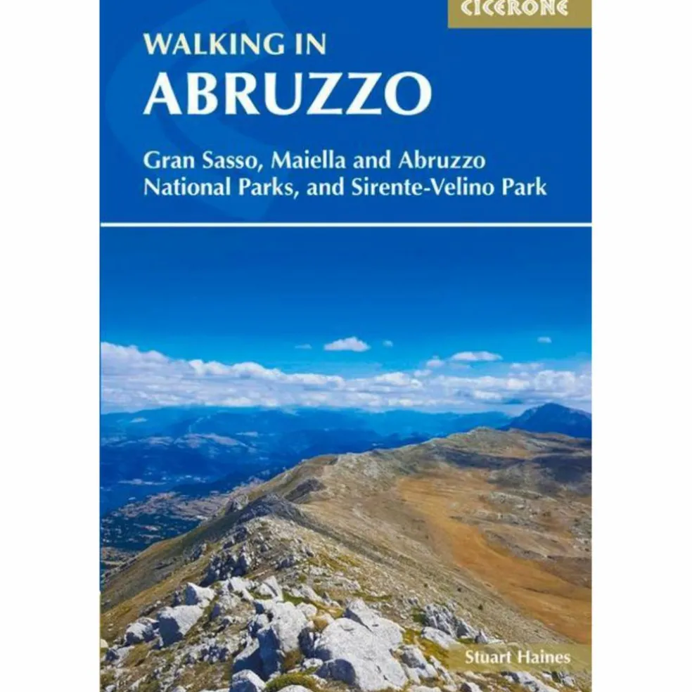 WALKING IN ABRUZZO - Wanderführer